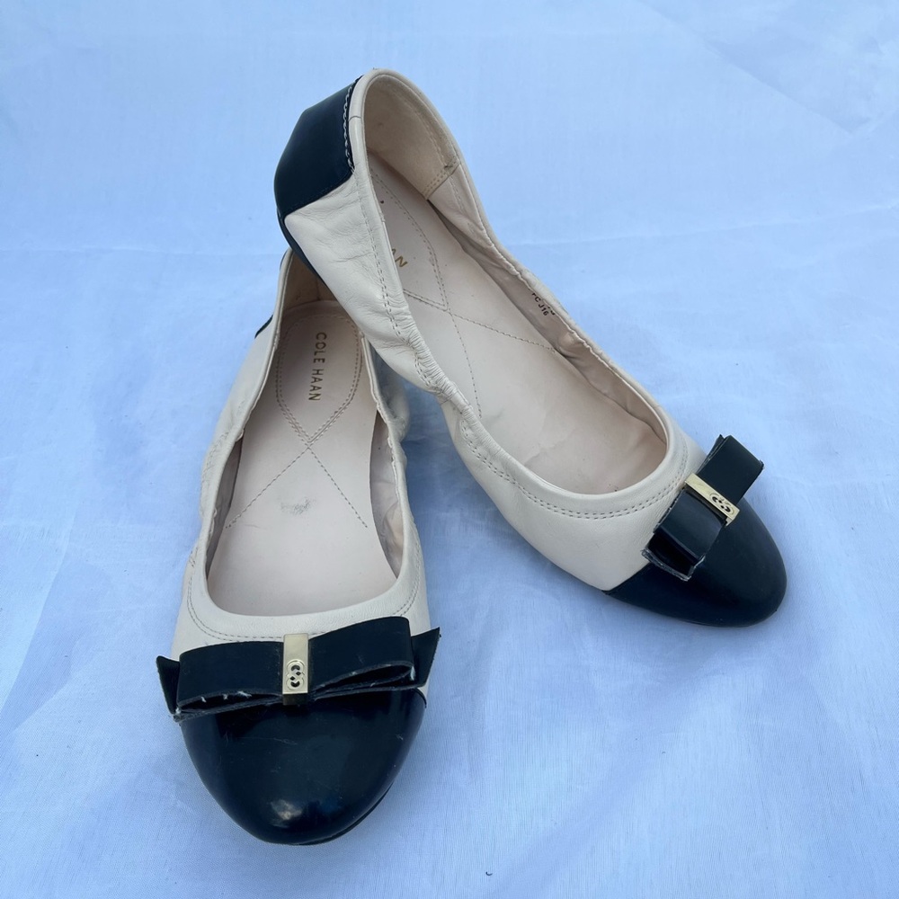 Cole Haan Elsie Ballet Flats Toe Cap & Black Front Bow size 9,5 - Picture 4 of 15